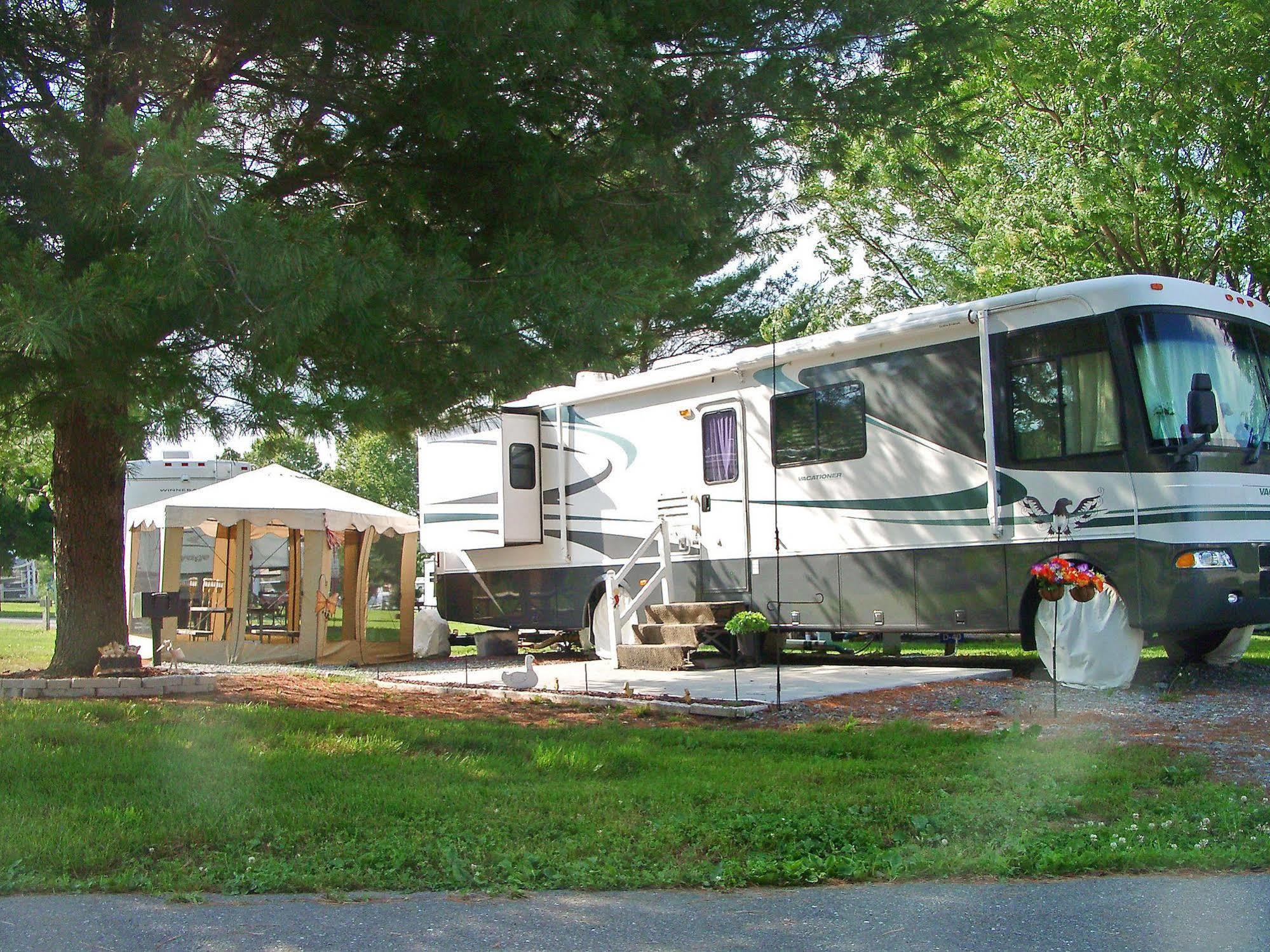Millersville Circle M Rv & Camping Resort - Caravan Park מראה חיצוני תמונה